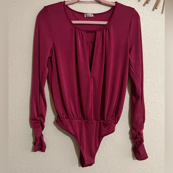 Free People Tops - 🆑 Free People Kaya Rose Hypnotic Bodysuit